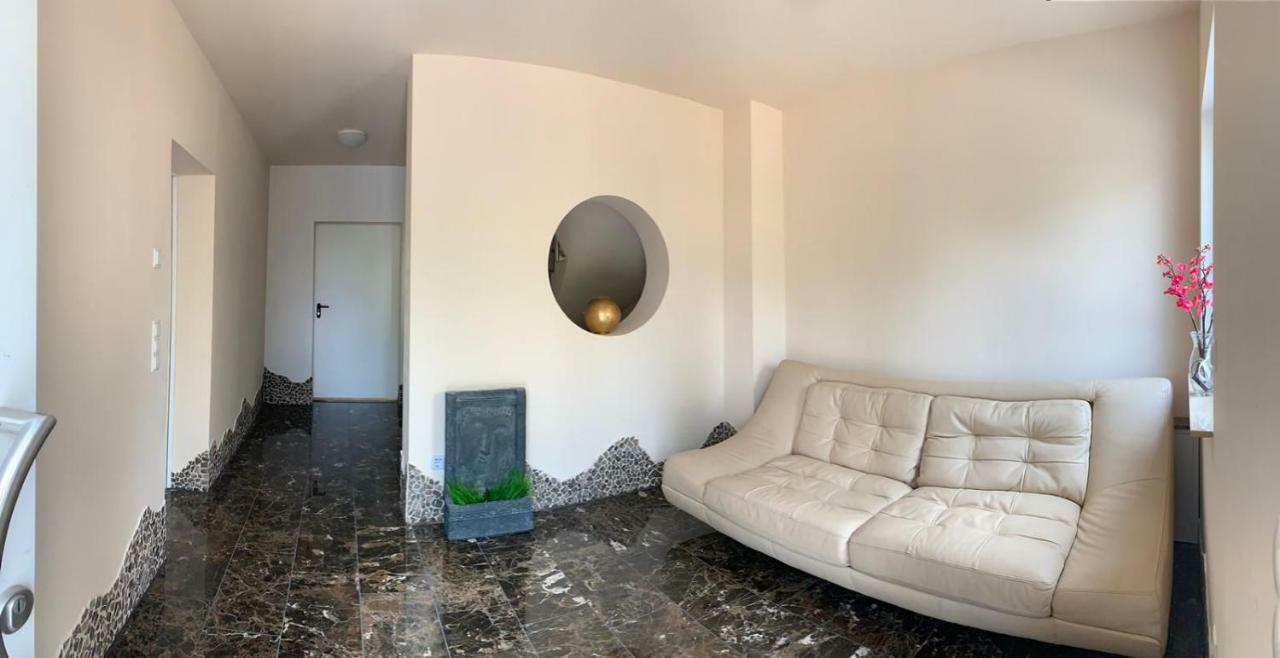 Villa-Seerose Köln Ngoại thất bức ảnh
