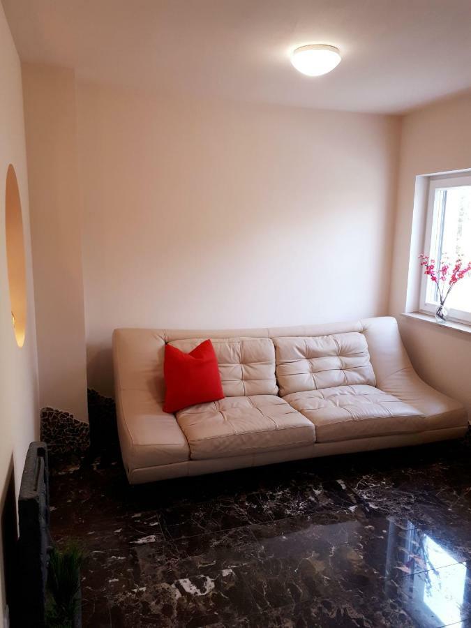 Villa-Seerose Köln Ngoại thất bức ảnh